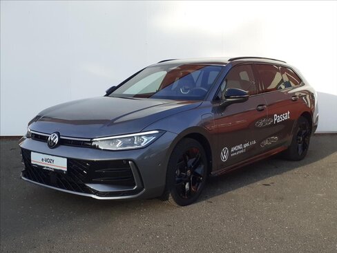 Volkswagen Passat Kombi 1,5 l 150 kw