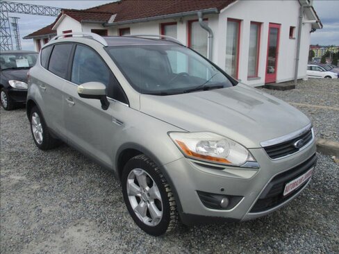 Ford Kuga SUV / Terénní 2,0 l 100 kw