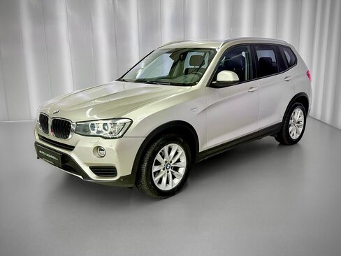 BMW X3 SUV / Terénní 2,0 l 140 kw