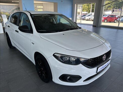 Fiat Tipo Hatchback 1,4 l 70 kw
