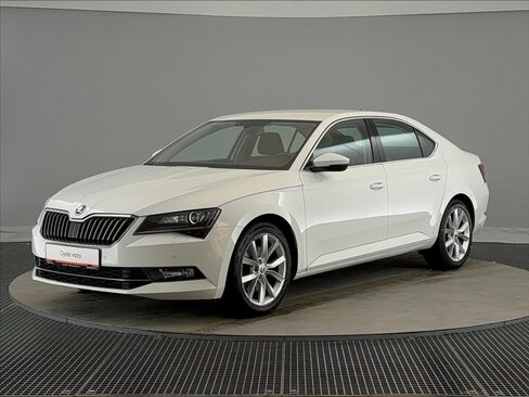 Škoda Superb Liftback 1,4 l 110 kw
