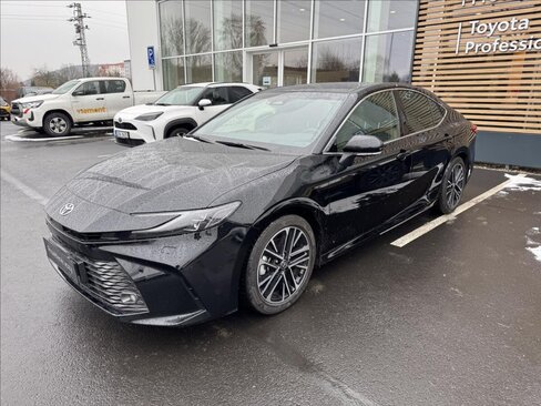 Toyota Camry Sedan / Limuzína 2,5 l 137 kw