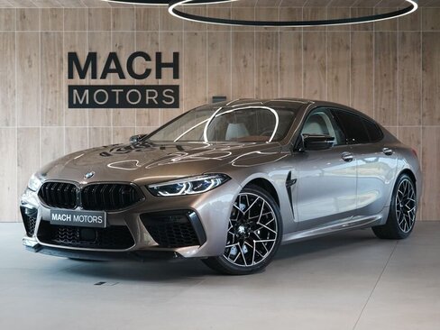 BMW M8 Sedan / Limuzína 4,4 l 460 kw
