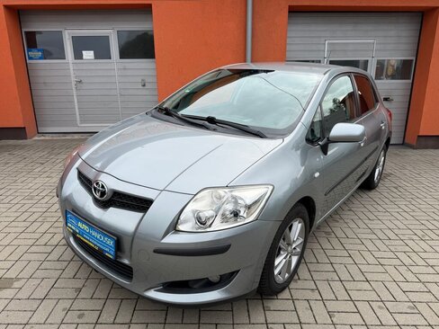 Toyota Auris Hatchback 1,6 l 91 kw