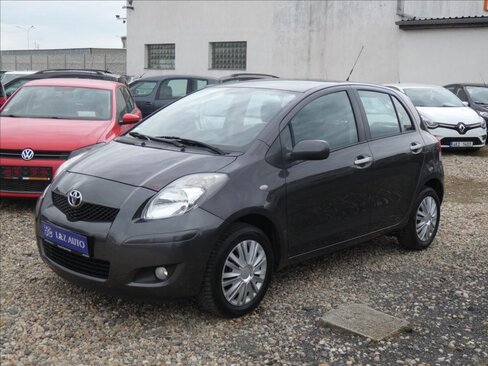 Toyota Yaris Hatchback 998,0 51 kw