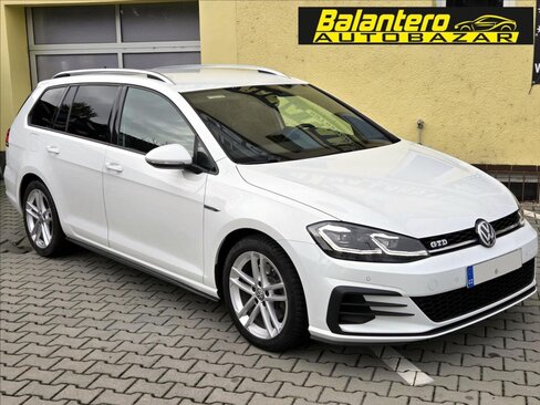 Volkswagen Golf Kombi 2,0 l 135 kw
