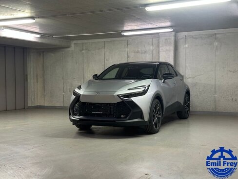 Toyota C-HR SUV / Terénní 1,8 l 90 kw