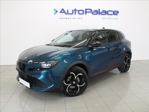 Alfa Romeo Junior SUV / Terénní 1,2 l 107 kw