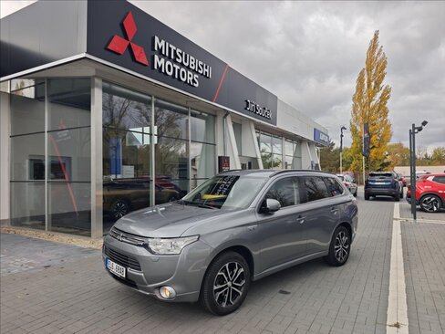 Mitsubishi Outlander Ostatní 2,0 l 149 kw