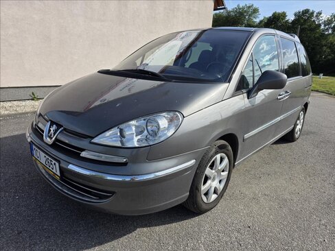 Peugeot 807 Kombi 2,0 l 100 kw