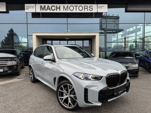 BMW X5 SUV / Terénní 3,0 l 360 kw
