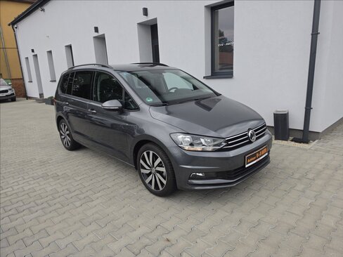 Volkswagen Touran Kombi 1,4 l 110 kw