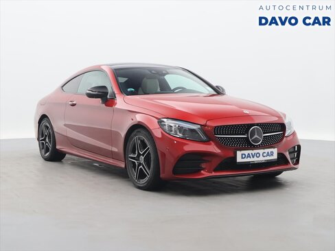 Mercedes-Benz Třídy C Kupé 2,0 l 190 kw