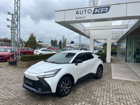 Toyota C-HR SUV / Terénní 1,8 l 72 kw