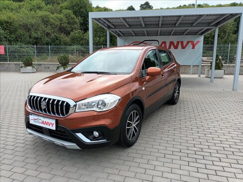 Suzuki SX4 S-Cross SUV / Terénní 998,0 82 kw