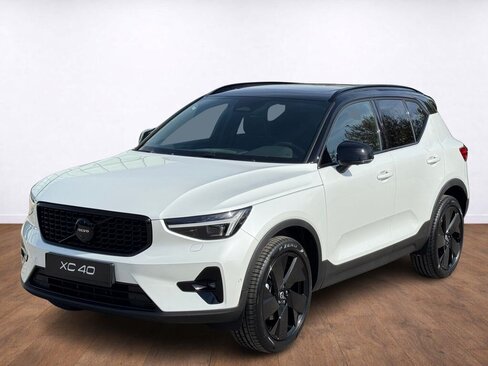 Volvo XC40 SUV / Terénní 2,0 l 145 kw