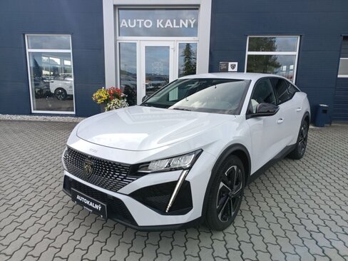 Peugeot 408 SUV / Terénní 1,2 l 100 kw