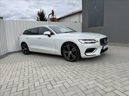 Volvo V60 Kombi 2,0 l 186 kw