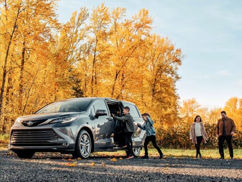 Toyota Sienna MPV 2,5 l 183 kw