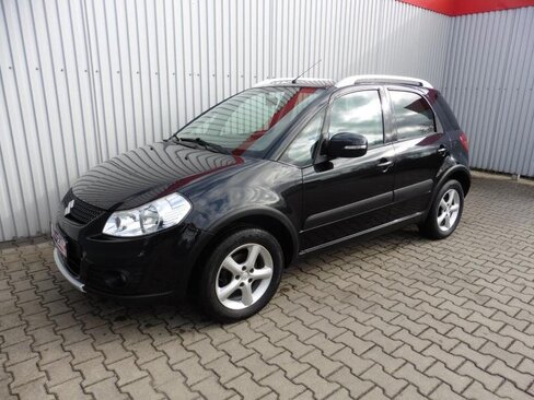 Suzuki SX4 SUV / Terénní 1,6 l 88 kw