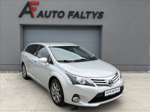 Toyota Avensis Kombi 1,8 l 108 kw