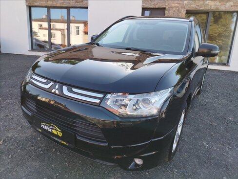 Mitsubishi Outlander SUV / Terénní 2,3 l 110 kw