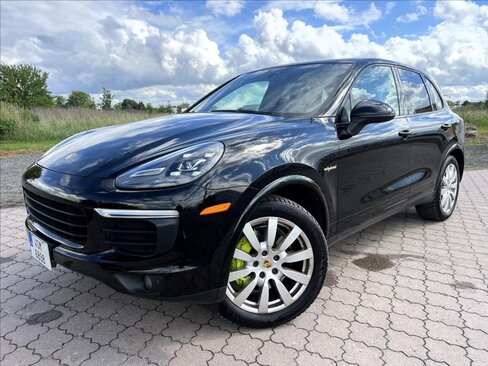 Porsche Cayenne SUV / Terénní 3,0 l 306 kw