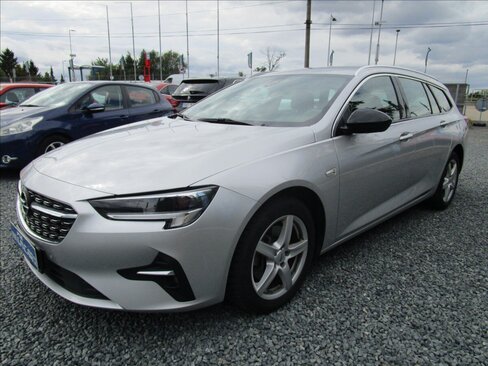 Opel Insignia Kombi 1,5 l 90 kw