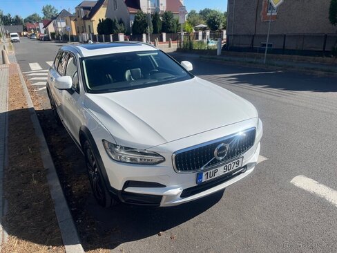 Volvo V90 SUV / Terénní 0,0 173 kw