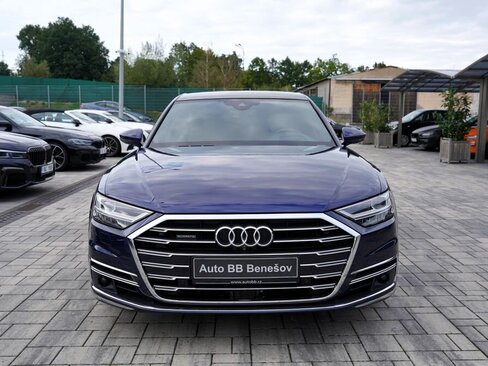 Audi A8 Sedan / Limuzína 3,0 l 210 kw