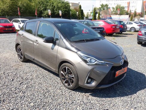 Toyota Yaris Hatchback 1,5 l 54 kw
