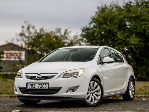Opel Astra Hatchback 1,6 l 85 kw