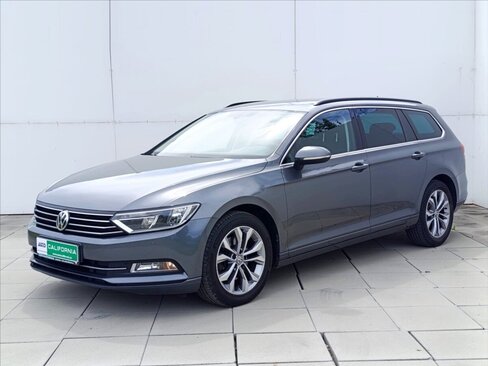 Volkswagen Passat Kombi 1,6 l 88 kw