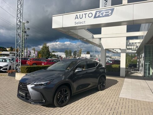 Lexus NX 350h SUV / Terénní 2,5 l 140 kw