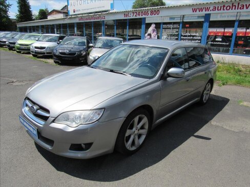 Subaru Legacy Kombi 2,0 l 121 kw
