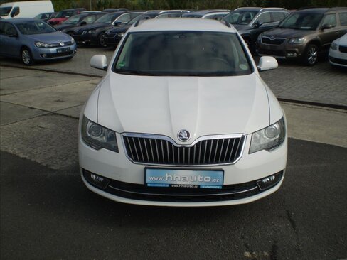 Škoda Superb Kombi 2,0 l 103 kw