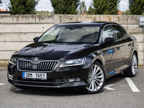 Škoda Superb Sedan / Limuzína 2,0 l 140 kw