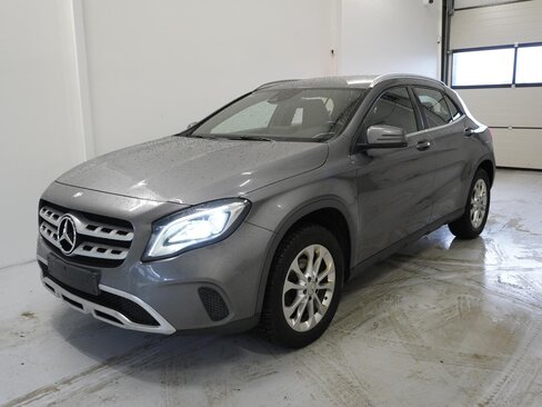 Mercedes-Benz GLA SUV / Terénní 2,1 l 130 kw