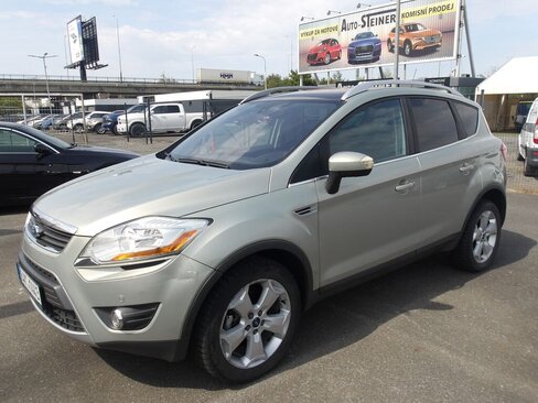 Ford Kuga SUV / Terénní 2,0 l 100 kw
