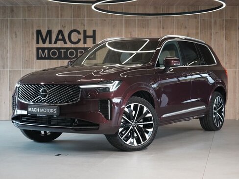 Volvo XC90 SUV / Terénní 2,0 l 335 kw