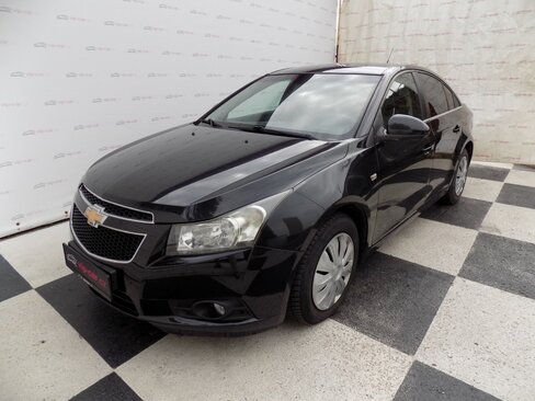 Chevrolet Cruze Sedan / Limuzína 2,0 l 120 kw