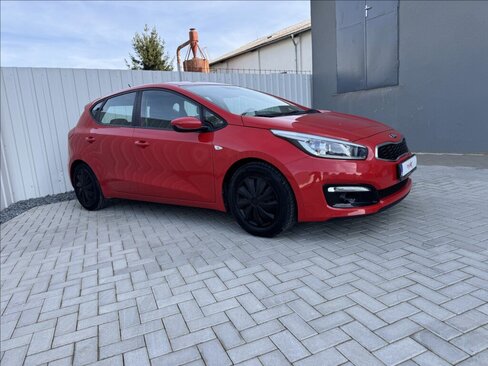 KIA Ceed Hatchback 1,4 l 73 kw
