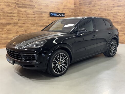 Porsche Cayenne SUV / Terénní 2,9 l 324 kw