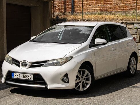 Toyota Auris Hatchback 1,6 l 97 kw