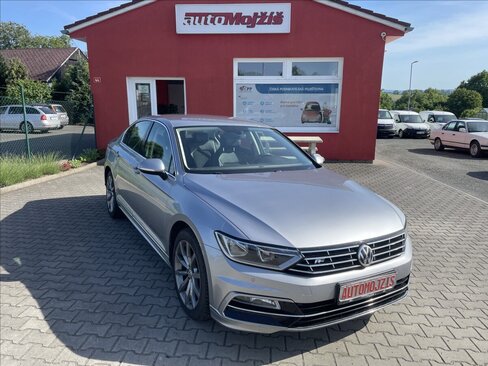 Volkswagen Passat Sedan / Limuzína 2,0 l 110 kw