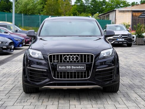 Audi Q7 SUV / Terénní 4,1 l 250 kw